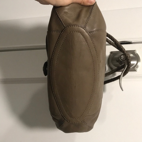 Used hand bag - Picture 7 of 8